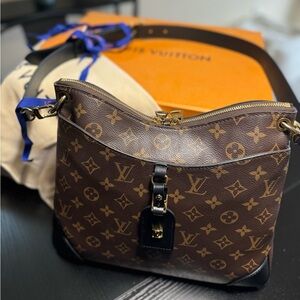 Louis Vuitton Odeon MM Monogram Authentic Like new w/dust bag, blank card & box